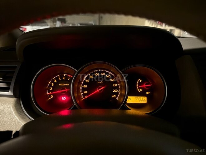 Nissan Tiida 2007, 194,000 km - 1.6 l - Bakı