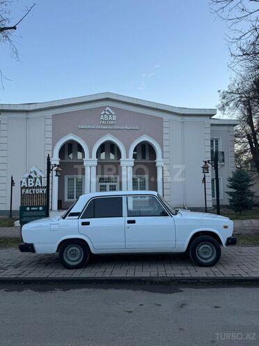 LADA (VAZ) 2107 2009, 76,000 km - 1.6 l - Quba