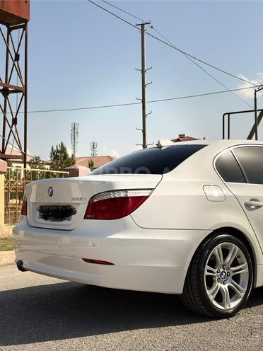 BMW 525 2008, 318,000 km - 2.5 l - Bakı