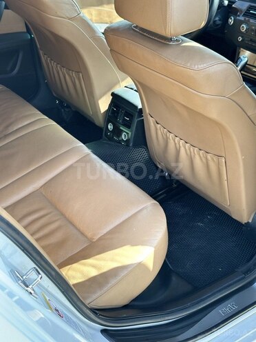 BMW 525 2008, 318,000 km - 2.5 l - Bakı