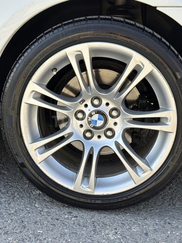 BMW 525 2008, 318,000 km - 2.5 l - Bakı