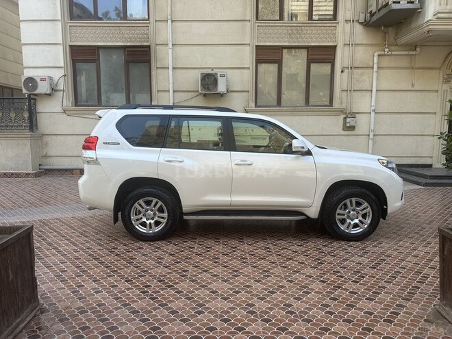 Toyota Land Cruiser Prado 2011, 173,500 km - 3.0 л - Bakı