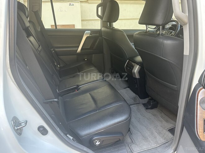 Toyota Land Cruiser Prado 2011, 173,500 km - 3.0 л - Bakı