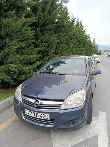 Opel Astra 2009, 273,965 km - 1.4 l - Şəki