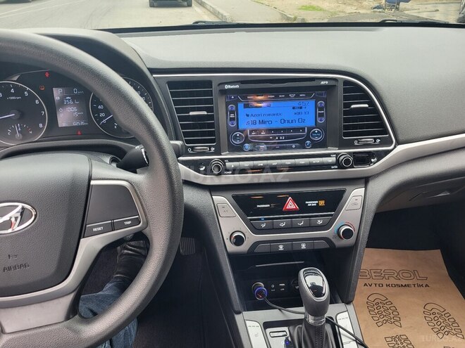 Hyundai Avante 2018, 102,463 km - 1.6 л - Bakı
