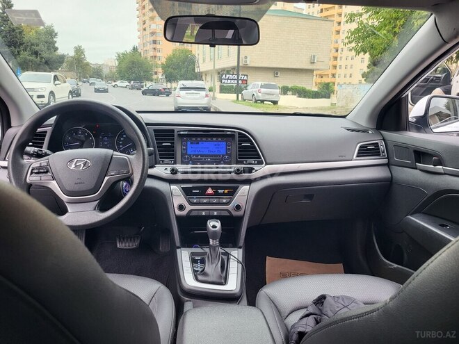 Hyundai Avante 2018, 102,463 km - 1.6 л - Bakı
