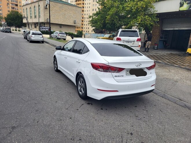 Hyundai Avante 2018, 102,463 km - 1.6 л - Bakı