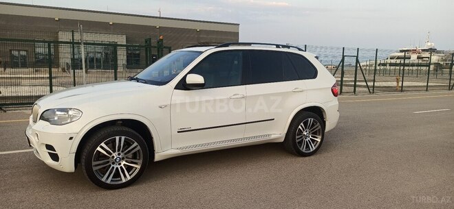 BMW X5 2010, 68,800 km - 4.4 l - Bakı
