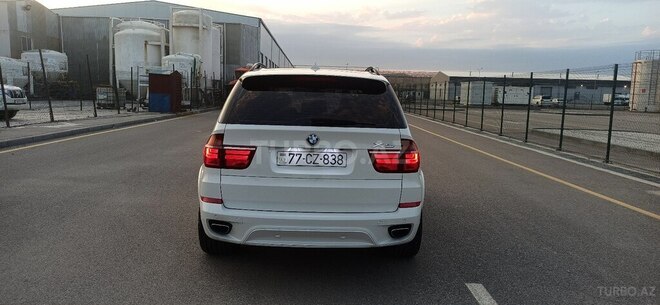 BMW X5 2010, 68,800 km - 4.4 l - Bakı