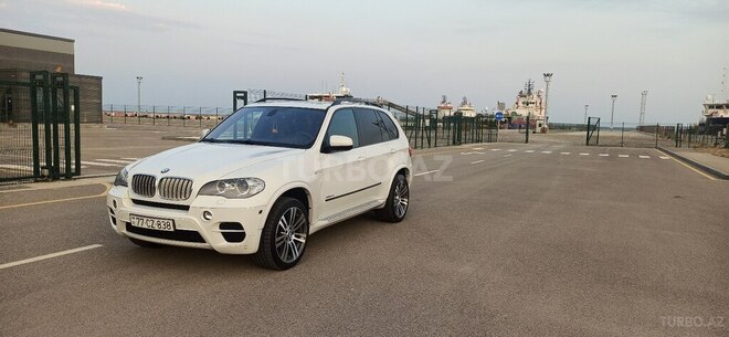 BMW X5 2010, 68,800 km - 4.4 l - Bakı