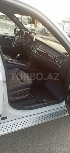 BMW X5 2010, 68,800 km - 4.4 l - Bakı