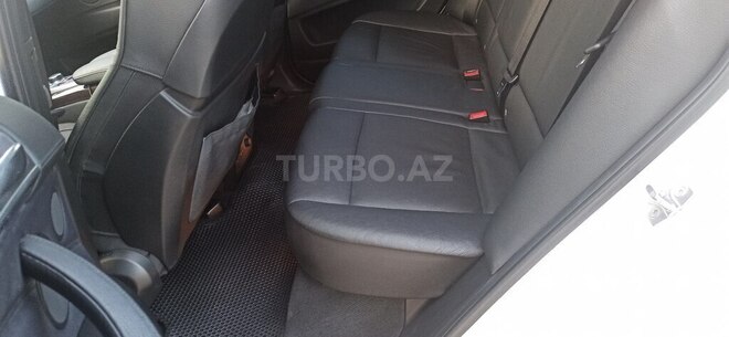BMW X5 2010, 68,800 km - 4.4 l - Bakı