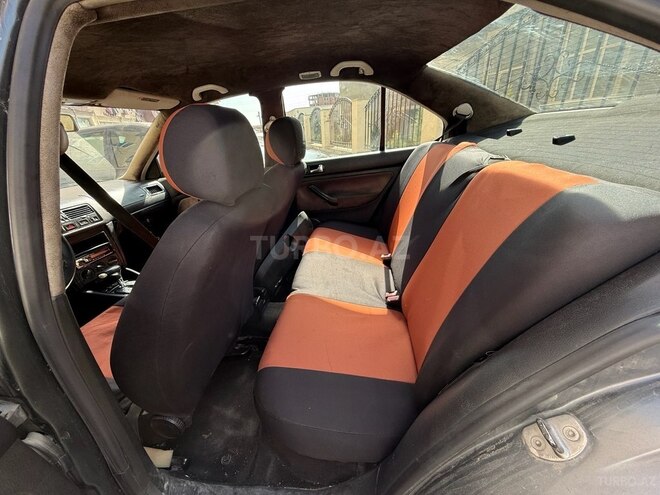 Volkswagen Jetta 2004, 193,655 km - 2.0 l - Bakı