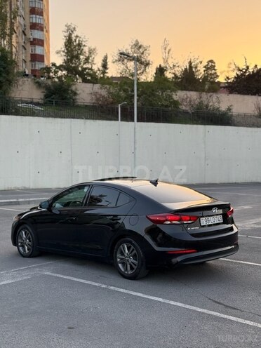 Hyundai Elantra 2016, 70,000 km - 2.0 l - Bakı