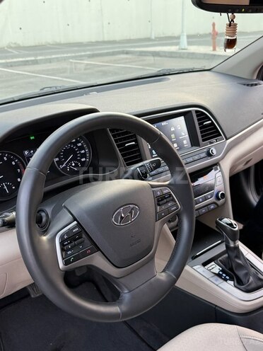 Hyundai Elantra 2016, 70,000 km - 2.0 l - Bakı