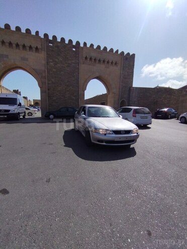Opel Vectra 2000, 625,000 km - 2.0 l - Bakı