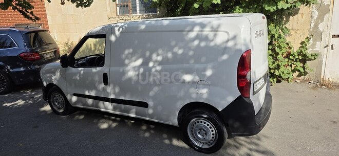 Fiat Doblo 2010, 316,409 km - 1.4 l - Bakı