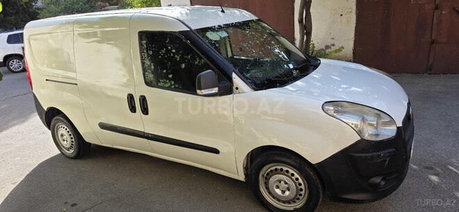 Fiat Doblo 2010, 316,409 km - 1.4 l - Bakı