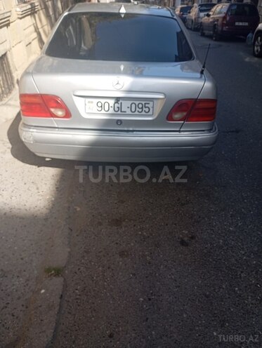 Mercedes E 230 1996, 290,000 km - 2.3 l - Bakı