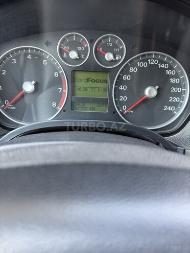 Ford Focus 2005, 300,000 km - 1.6 l - Bakı