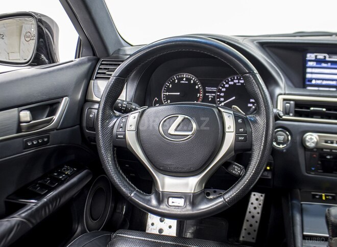Lexus GS 250-26