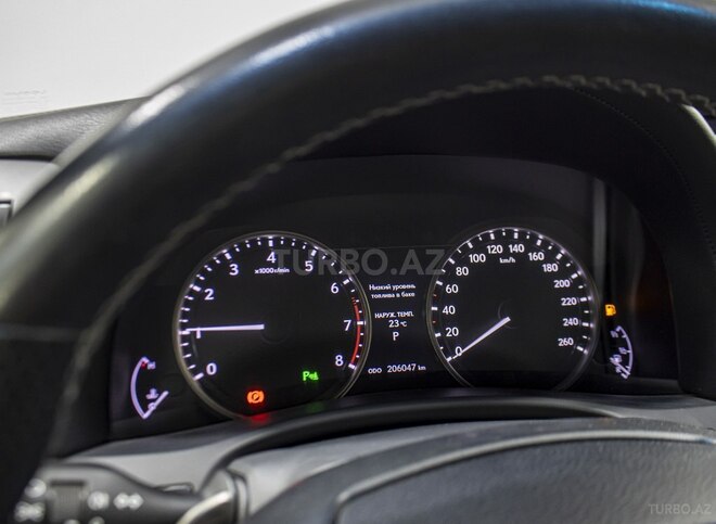 Lexus GS 250-14