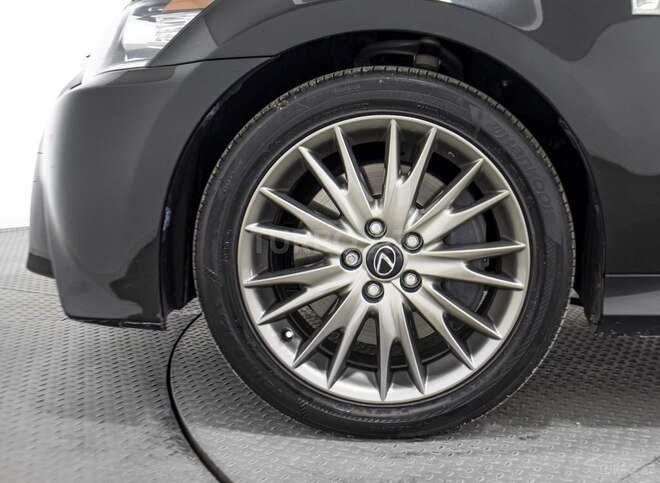 Lexus GS 250-8