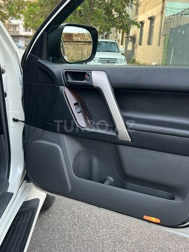 Toyota Land Cruiser Prado 2010, 210,000 km - 2.7 l - Bakı