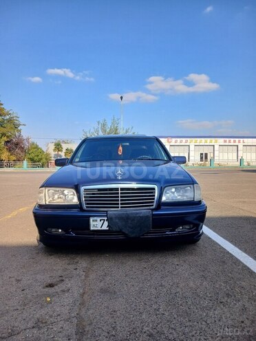 Mercedes C 180 2000, 437,000 km - 1.8 l - Qazax