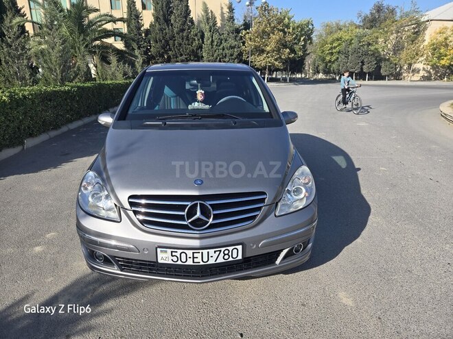 Mercedes B 170 2007, 210,000 km - 1.7 л - Sumqayıt