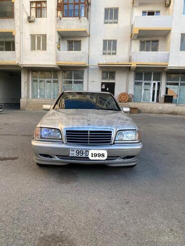 Mercedes C 220 1998, 275,000 km - 2.2 l - Bakı