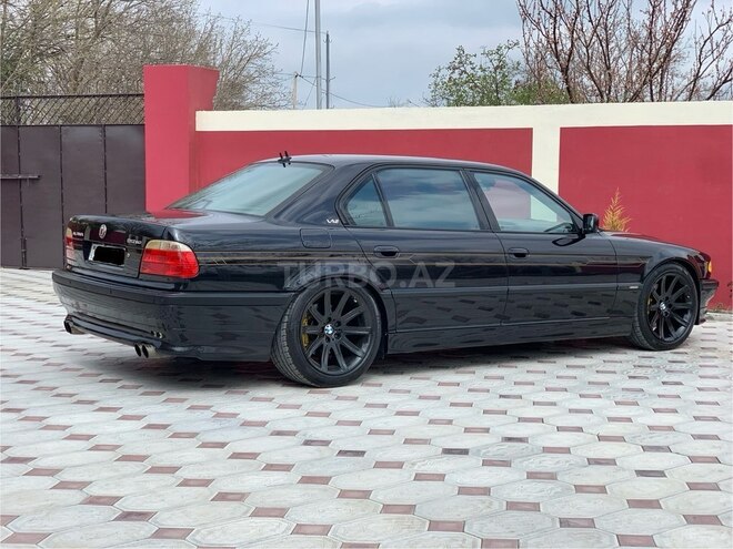 BMW 740 2000, 214,000 km - 4.4 l - Bakı