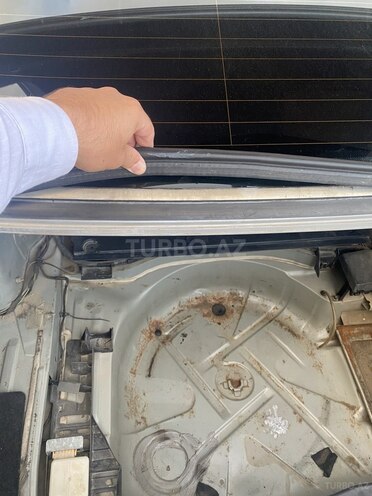 Mercedes C 220 1998, 275,000 km - 2.2 l - Bakı