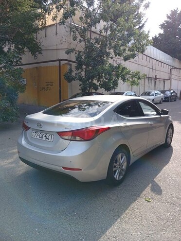 Hyundai Avante 2015, 235,000 km - 1.6 л - Bakı