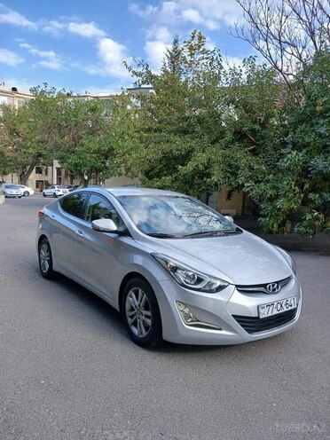 Hyundai Avante 2015, 235,000 km - 1.6 л - Bakı