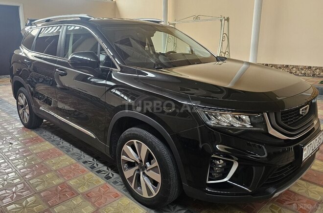 Geely Okavango-3