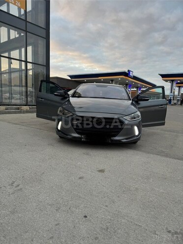 Hyundai Elantra 2016, 195,000 km - 2.0 л - Bakı