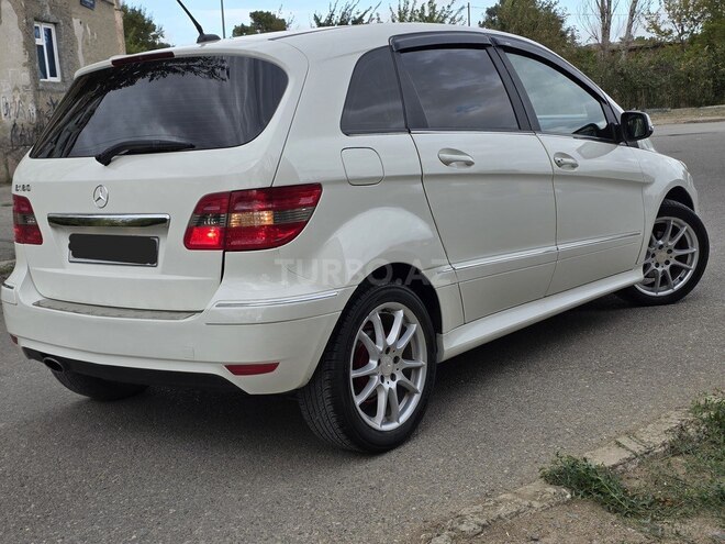 Mercedes B 170 2011, 132,000 km - 1.7 л - Sumqayıt