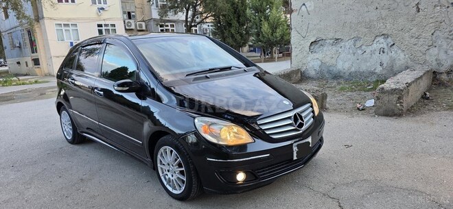 Mercedes B 170 2008, 142,000 km - 1.7 л - Sumqayıt