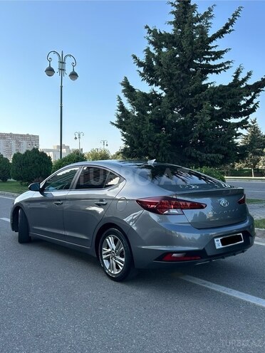 Hyundai Elantra 2019, 102,998 km - 2.0 l - Bakı