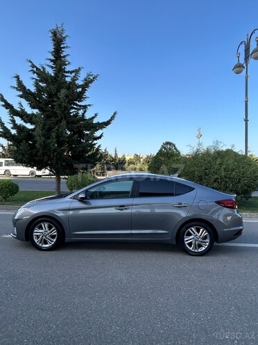 Hyundai Elantra 2019, 102,998 km - 2.0 l - Bakı