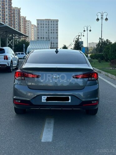 Hyundai Elantra 2019, 102,998 km - 2.0 l - Bakı