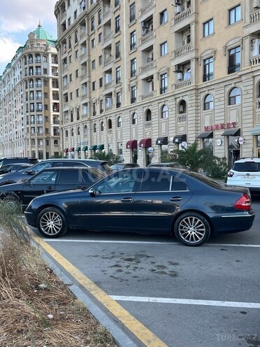 Mercedes E 270 2002, 400,000 km - 2.7 l - Bakı