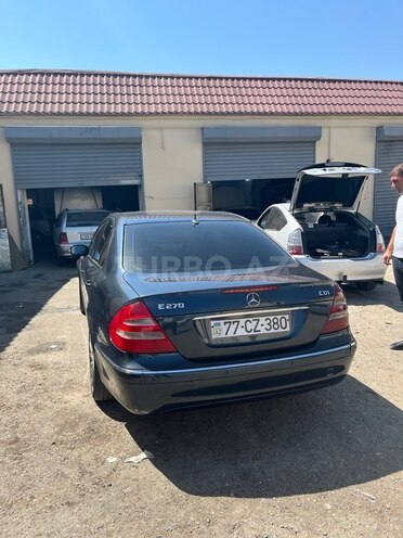 Mercedes E 270 2002, 400,000 km - 2.7 l - Bakı