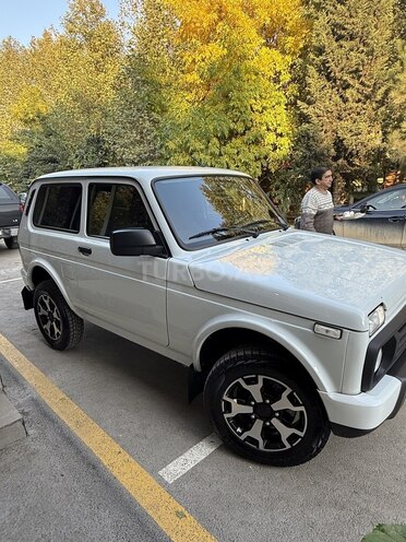 LADA (VAZ) Niva 2025, 5,700 km - 1.7 l - Gəncə