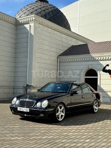 Mercedes E 320 2000, 198,000 km - 3.2 л - Astara