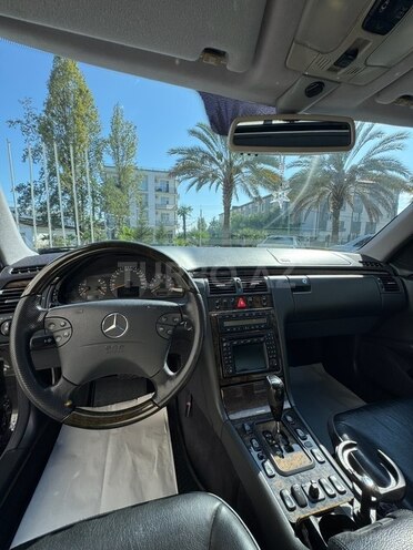 Mercedes E 320 2000, 198,000 km - 3.2 л - Astara
