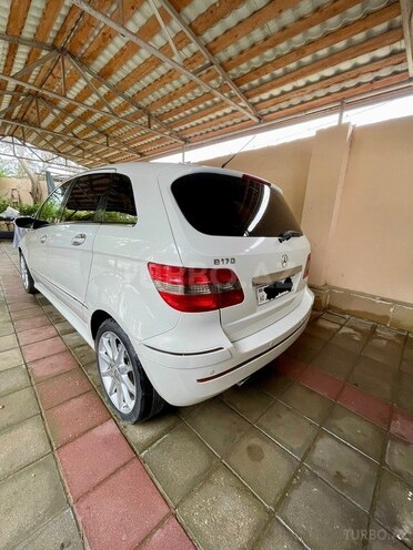 Mercedes B 170-11