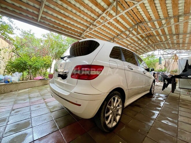Mercedes B 170-13