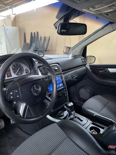 Mercedes B 170-4